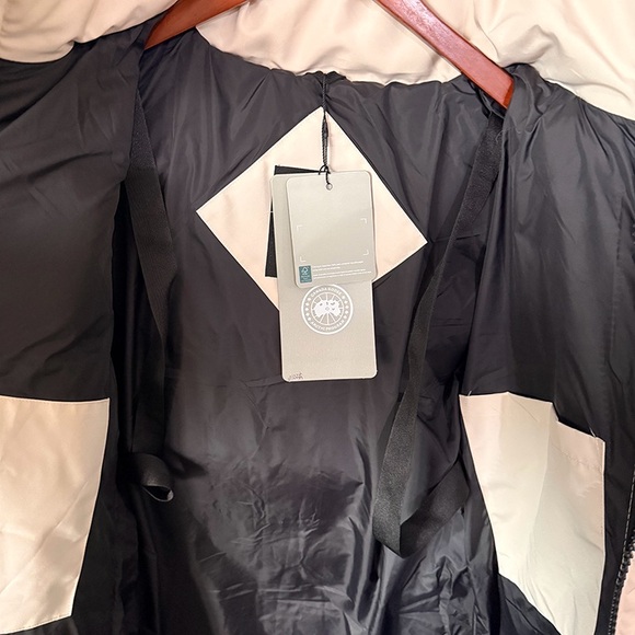 Canada Goose Off-White Long Down Jacket - Picture 14 of 15